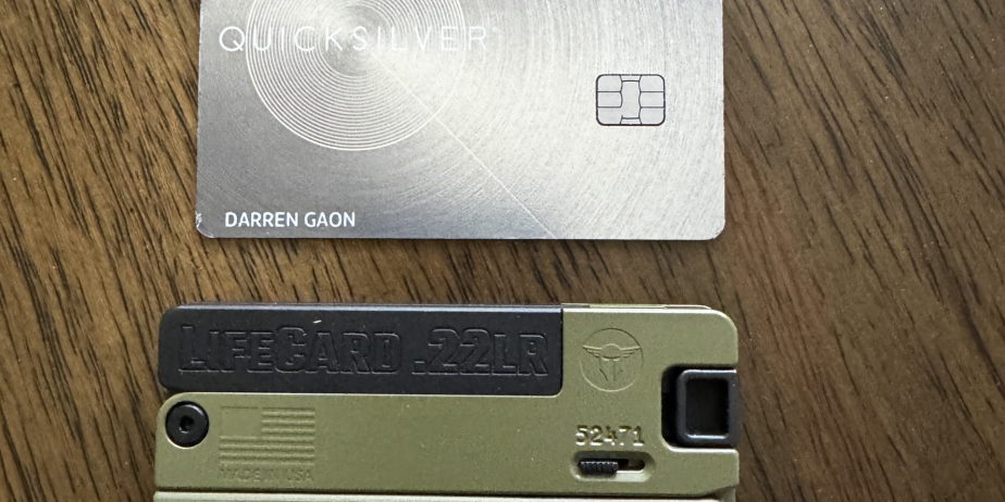 DISCREET CREDIT CARD SIZE: PISTOL 22LR