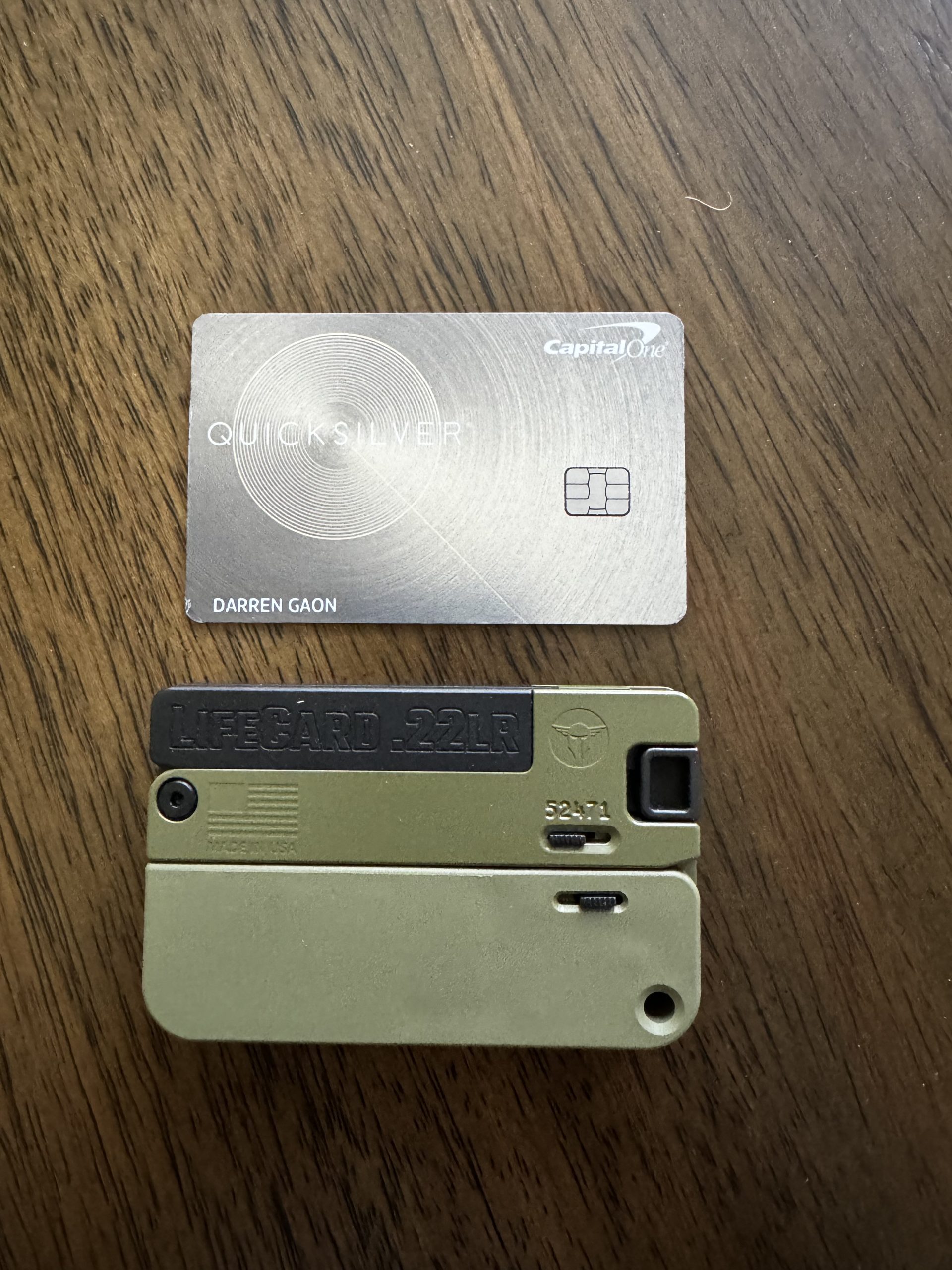 DISCREET CREDIT CARD SIZE: PISTOL 22LR